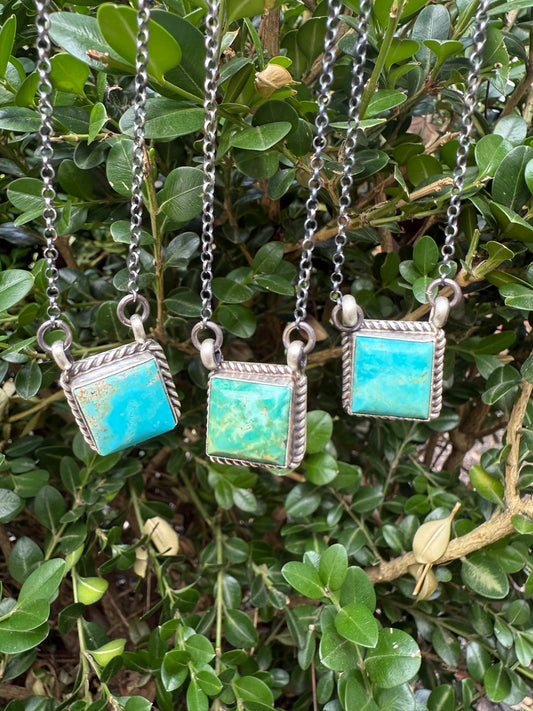 Solitaire Turquoise Necklace