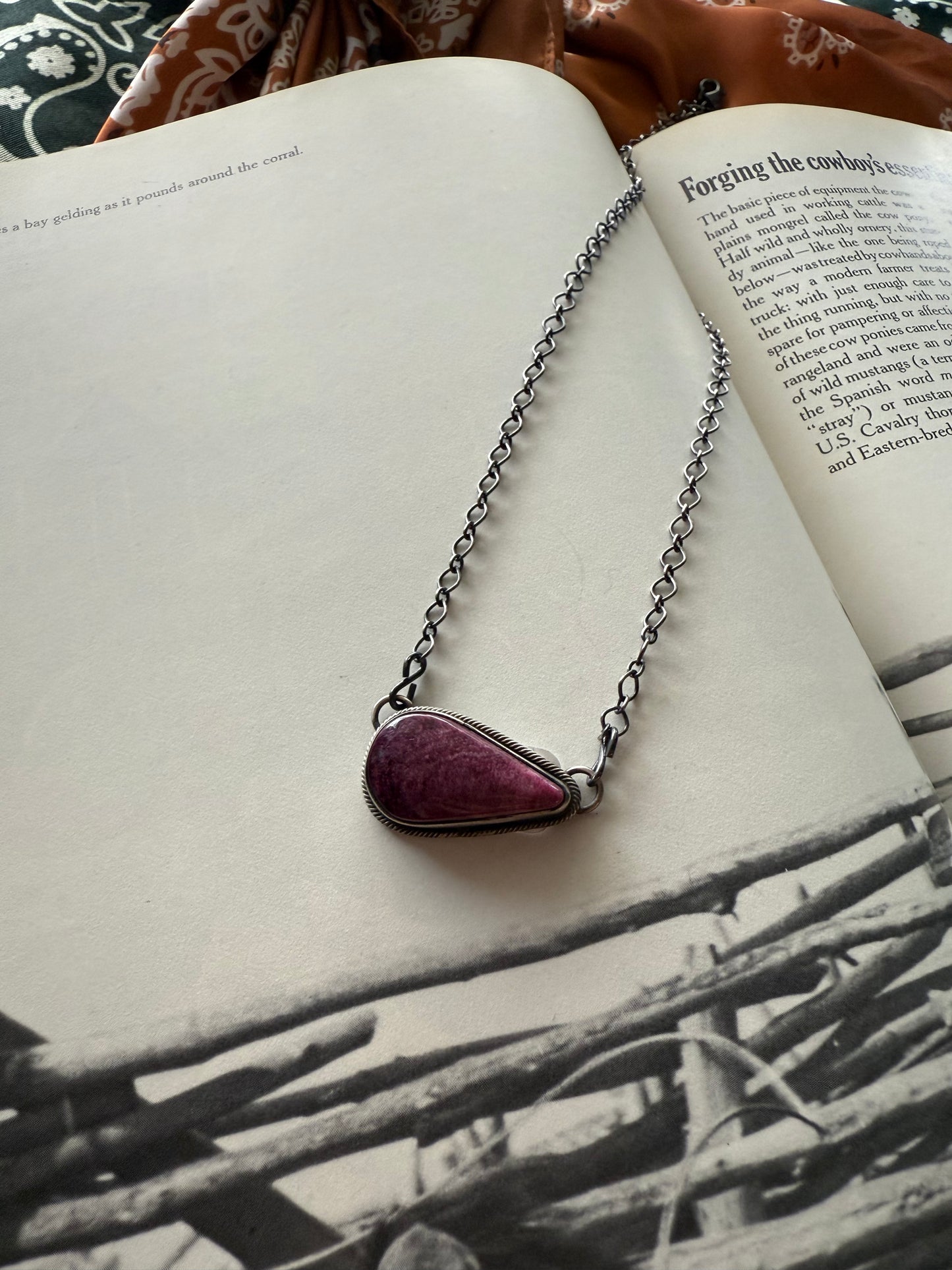 Purple Spiny Solitaire Necklace